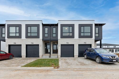 778 Banyan Lane, London, ON, N6G3Z9 | Card Image