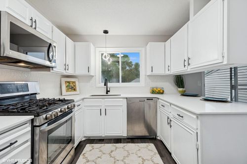 4478 Arden View Ct, Arden Hills, MN, 55112-1945 | Card Image