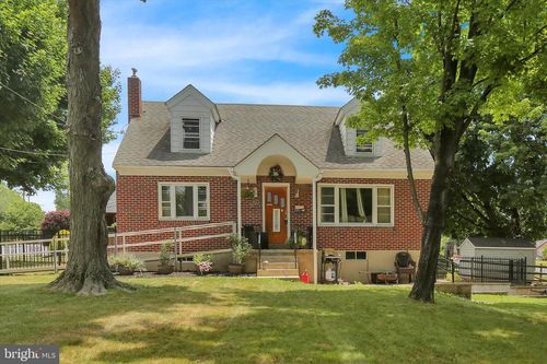 300 Park Ave, TEMPLE, PA, 19560-1919 | Card Image