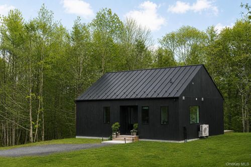 115 Goat Hill Rd, Saugerties, NY, 12477-3099 | Card Image