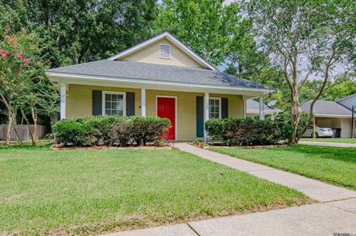 1613 Brookhollow Dr, Saint George, LA, 70810 | Card Image