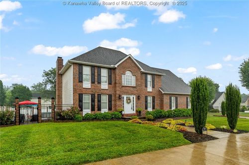 1220 Hickory Mills Dr, Hurricane, WV, 25526-9075 | Card Image