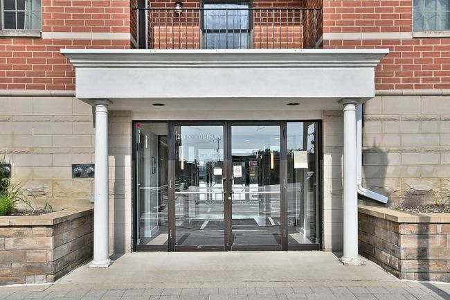 UNIT-201 - 210 N Addison Ave, Condo with 2 bedrooms, 2 bathrooms and 2 parking in Elmhurst IL | Image 4