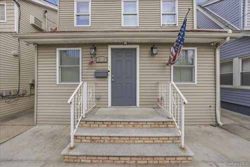 10719 96th St, Ozone Park, NY, 11417-2133 | Card Image