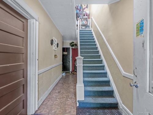 1062 Seneca Ave, Ridgewood, NY, 11385-5811 | Card Image