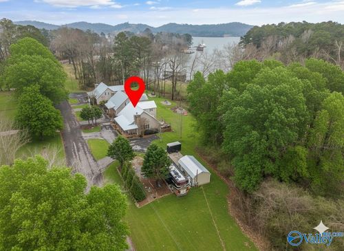 100 Baptist Camp Rd, Guntersville, AL, 35976-8465 | Card Image