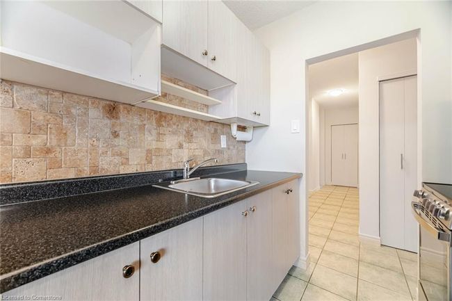 101 - 81 Charlton Ave E, House attached with 2 bedrooms, 1 bathrooms and 1 parking in Hamilton ON | Image 19