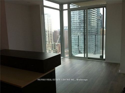 2801-75 St Nicholas St, Toronto, ON, M4Y0A5 | Card Image