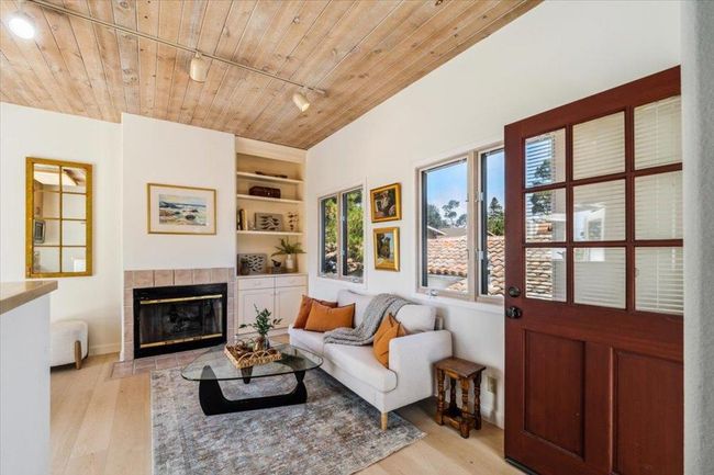 24826 Santa Fe St, House other with 3 bedrooms, 2 bathrooms and 2 parking in Carmel CA | Image 8