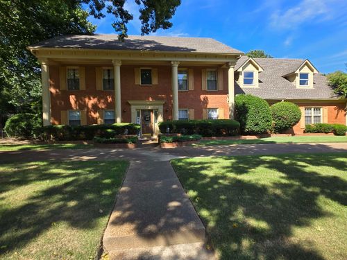 8718 Shadowbrook Cv, Germantown, TN, 38139-6440 | Card Image