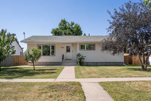 {{alt}} | Card Image