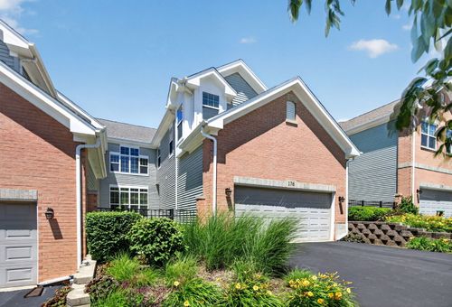 176 Partridge Ln, Bartlett, IL, 60103-4652 | Card Image