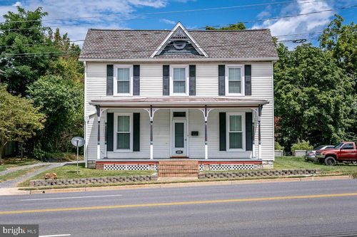 632 E Market St, HARRISONBURG, VA, 22801-4230 | Card Image