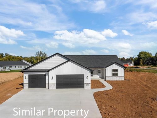 N8842 Killarney Way, HARRISON, WI, 54952 | Card Image