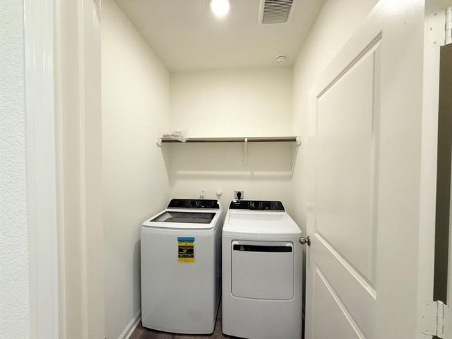 4227 Wind Swell Ln, House other with 3 bedrooms, 2 bathrooms and 2 parking in Houston TX | Image 16