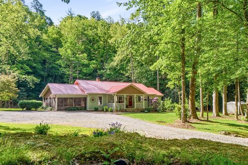 504 Compass Creek Dr, Hayesville, NC, 28904-6095 | Card Image