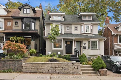 263 Waverley Rd, Toronto, ON, M4L3T5 | Card Image