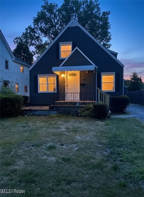 426 11th St, Elyria, OH, 44035-7037 | Card Image