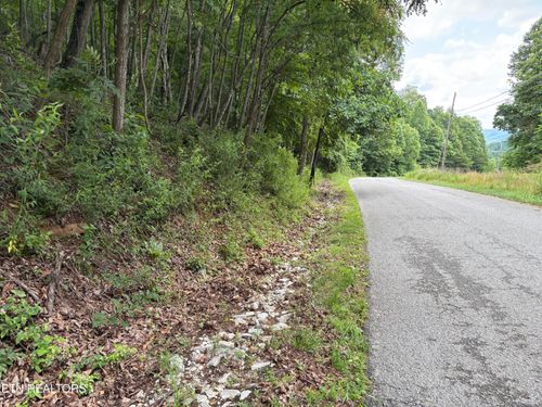 130-130 Whistle Valley Rd, New Tazewell, TN, 37825-5394 | Card Image