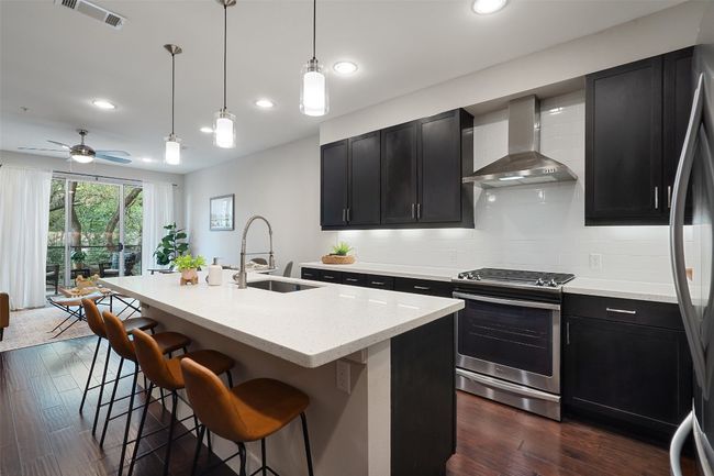 Kitchen | Image 12