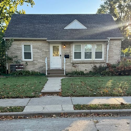 2623 Wilkes Ave, Davenport, IA, 52804-1608 | Card Image
