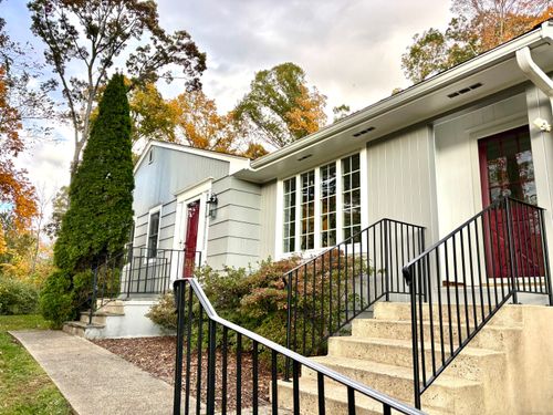 48 Meadow Wood Rd, Branford, CT, 06405-6411 | Card Image