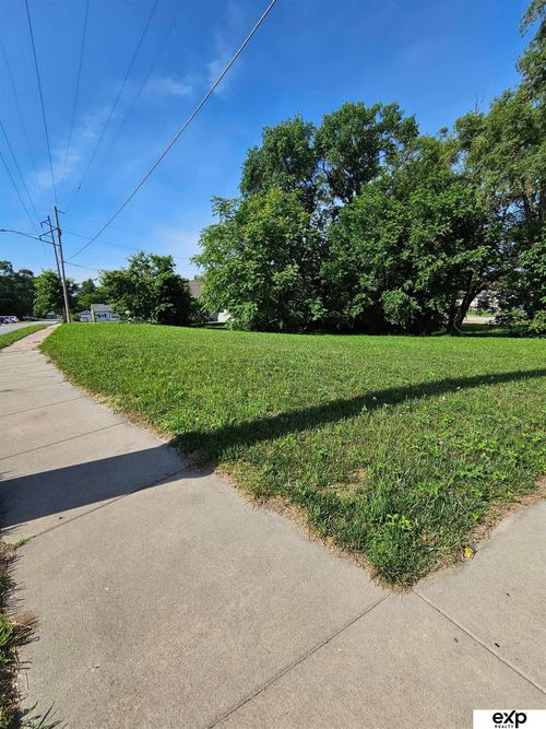 3603 Lake Street, Omaha, NE, 68111 | Card Image