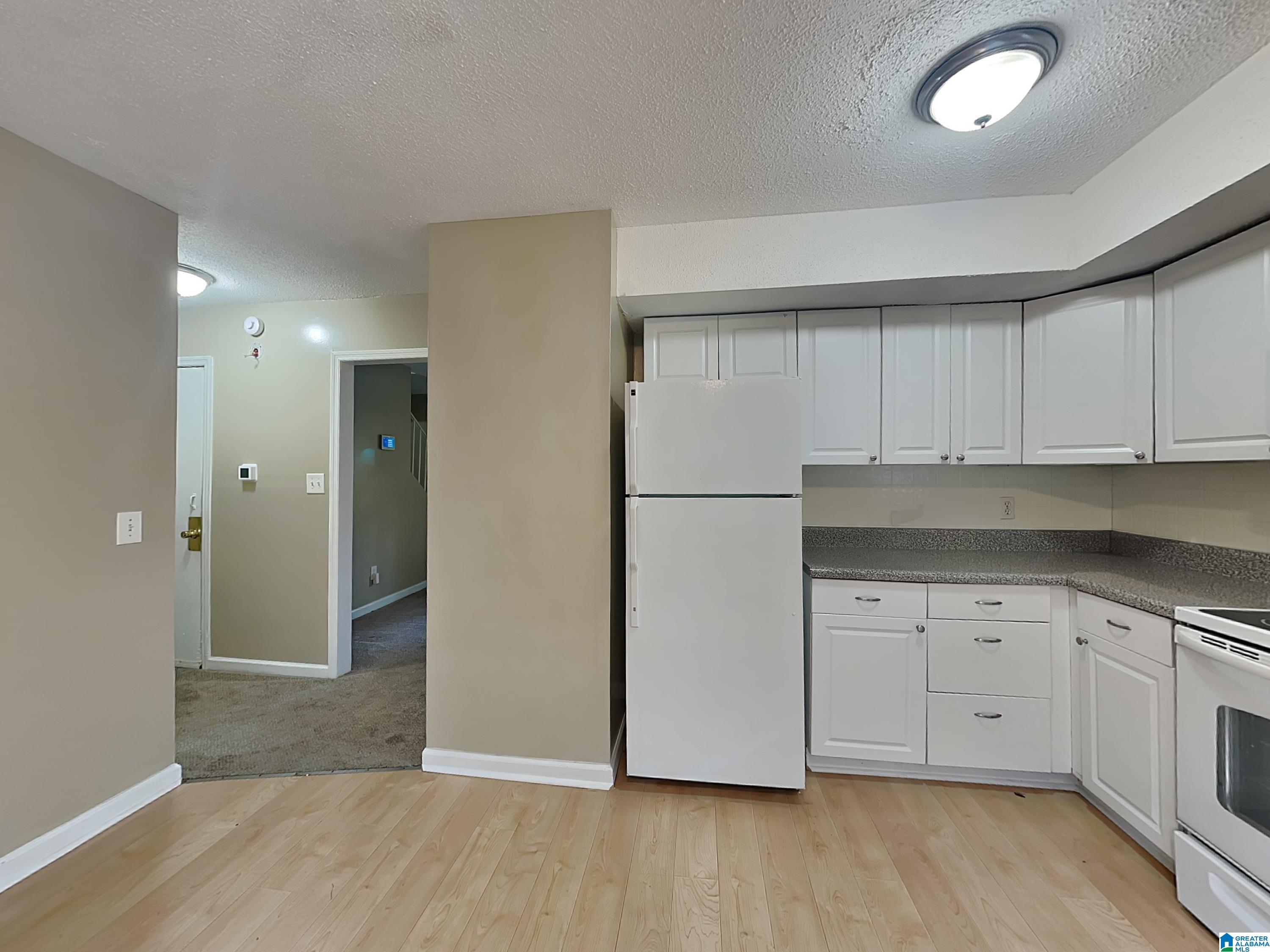 Residential Income in CENTER POINT 5