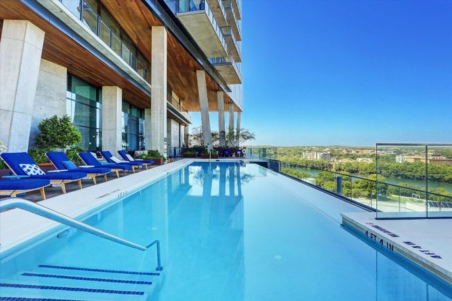 View of swimming pool | Image 10