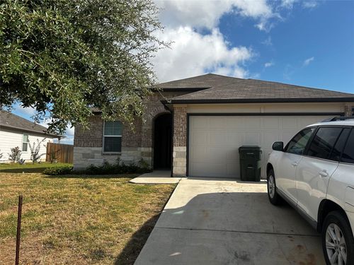 205 Lily Pond Trl, San Marcos, TX, 78666-4281 | Card Image