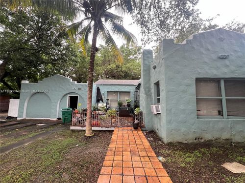 1361 Nw 32nd St, Miami, FL, 33142-6144 | Card Image