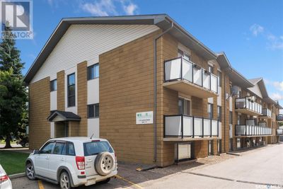 111 St Lawrence Cres, Condo with 2 bedrooms, 1 bathrooms and null parking in Saskatoon SK | Image 2