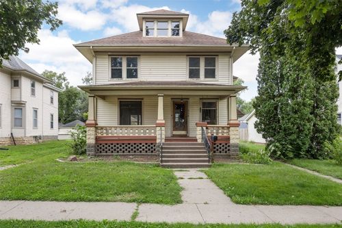 518 E 4th St, West Liberty, IA, 52776-1417 | Card Image