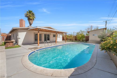 4671 Marnell Dr, Las Vegas, NV, 89121-6951 | Card Image