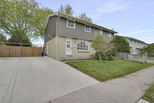 875 Dearness Dr, London, ON, N6E1Y4 | Card Image