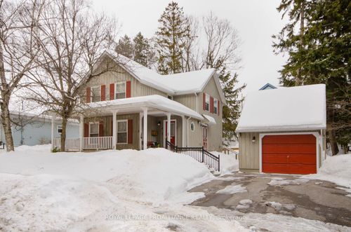 10 Glifford Street, Port Hope, ON, L1A3Z1 | Card Image