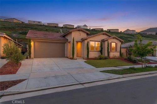 2690 Santa Fiora Dr, Corona, CA, 92882-8080 | Card Image