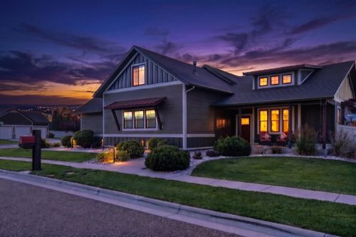 5445 Burlington Ave, Billings, MT, 59106-2684 | Card Image