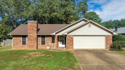5 Flintstone Dr, Conway, AR, 72034-2920 | Card Image