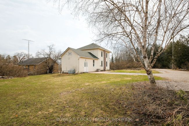 2744 Chalmers Ave, House other with 4 bedrooms, 2 bathrooms and 6 parking in Youngs Point ON | Image 35