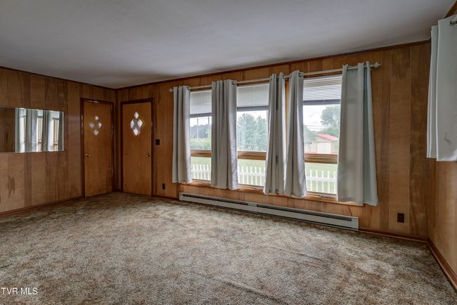 337 Highway 107, House other with 3 bedrooms, 2 bathrooms and null parking in Jonesborough TN | Image 10