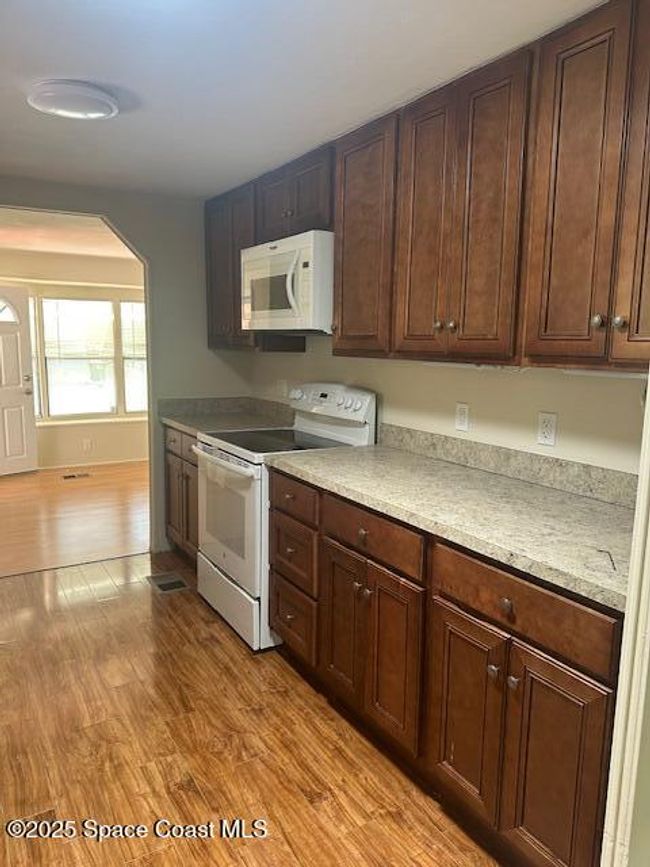 900 Oleander Cir, House other with 2 bedrooms, 2 bathrooms and null parking in Barefoot Bay FL | Image 10