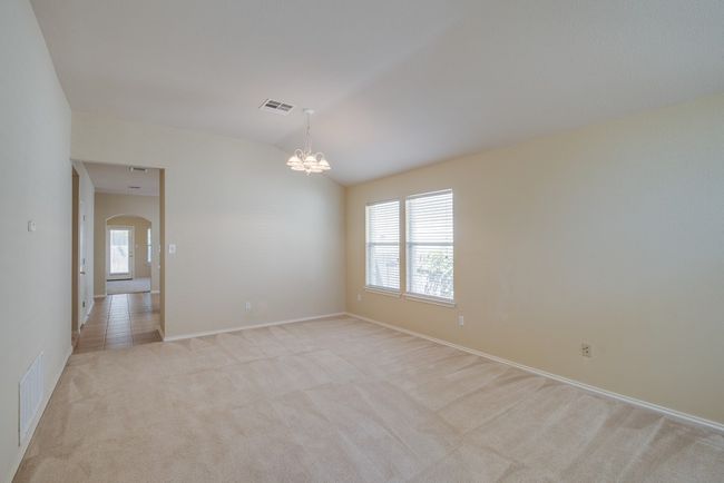 11308 Los Comancheros Rd, House other with 3 bedrooms, 2 bathrooms and 2 parking in Austin TX | Image 8