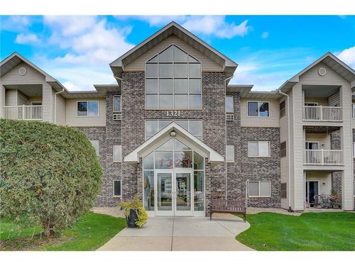 apt-109-1321 Lake Dr W, Chanhassen, MN, 55317-3501 | Card Image