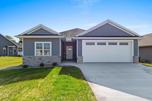 1925 Creekwood Court, Manitowoc, WI, 54220 | Card Image