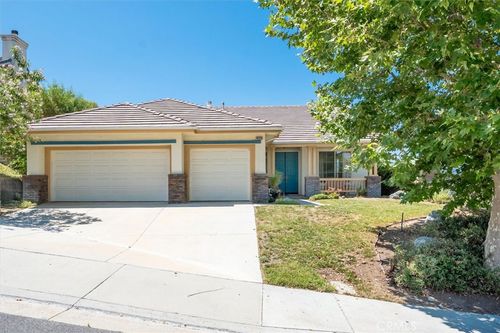 14320 Sequoia Rd, Canyon Country, CA, 91387-6201 | Card Image