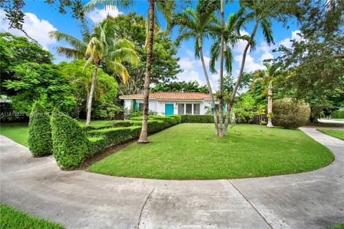 6890 Sw 51st St, Miami, FL, 33155-5708 | Card Image