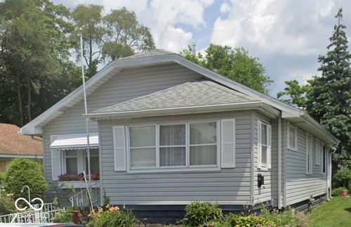 1300 S Pershing Dr, Muncie, IN, 47302-3451 | Card Image