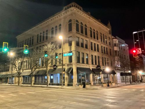 319-112 W Washington Blvd, Fort Wayne, IN, 46802-3036 | Card Image