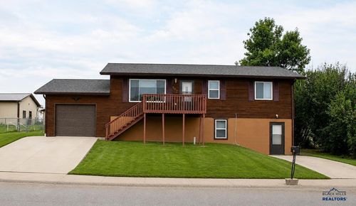 504 Summit St, Belle Fourche, SD, 57717-2240 | Card Image